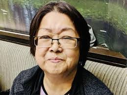 Robert Marett's Instagram, Twitter & Facebook