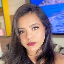 Débora Lobo (@deboralobo__) • Threads, Say more