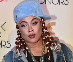Da brat happily agreed to the request, and popped up on the show, and began singing praises of mccoy. Da Brat Bio Wiki Net Worth Dating Partner Married Age Height