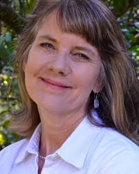 Cynthia Barnett and Harrison Hove Receive Prestigious 2024-25 UF Teaching  and Adviser of the Year Awards