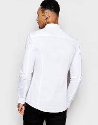 Ouverture par pressions métallisées gravées obaïbi. Asos Chemise Ajustee A Col Arrondi Blanc Asos