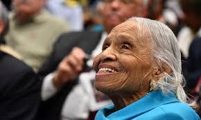 Olivia Hooker's Instagram, Twitter & Facebook