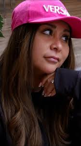 Mallory Belcher's Instagram, Twitter & Facebook