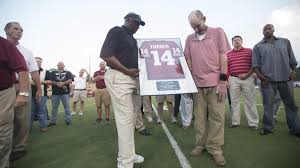 Prattville, Alabama great Kevin Turner dies from ALS