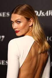 For Every Skin Tone There Exists A Perfect Shade Of Brown Hair Karlie Kloss Hair Brown Hair Colors Brown Hair Shades