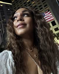 Jasmine Lee (@jazzie_one) • Instagram photos and videos