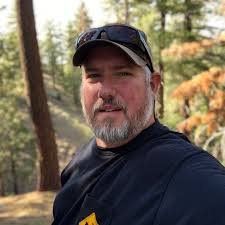 Jesse Maust's Instagram, Twitter & Facebook