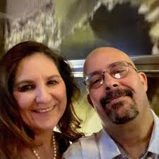 What are the best neighborhoods or houses to see Christmas lights in Spring  Hill, Florida?