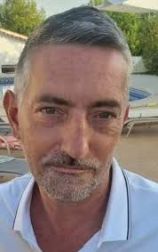 Has anyone had an awful experience with Stone & Oak Developers (Rick and  Adam Jose) based in Bourne. We started a loft conversion with them, and due  to their negligence are left