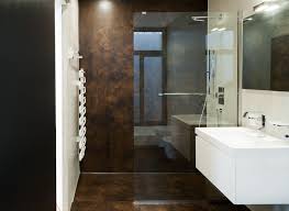 La resina e` un materiale veramente versatile che si adatta perfettamente a qualsiasi stile e tipo di arredamento, rendendola una soluzione universale per qualsiasi bagno. Ristrutturare I Pavimenti Senza Rimuovere Piastrelle Elekta Linea Resine