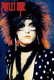 Wonderful tuesday Nikki's fans,hugs and kisses,