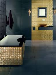 Black And Gold Tiles Bathroom Gold Black Bathroom Idee Salle De Bain Salle De Bain Noire Salle De Bain