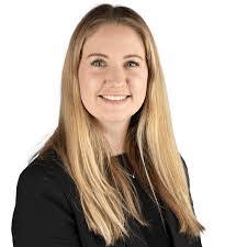 Bethany Pitt's Instagram, Twitter & Facebook