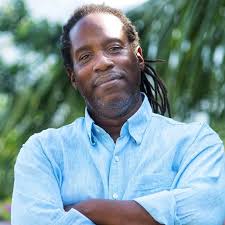 Roots Episode 051 with Bert Bevans