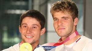 Olympijské hry jsou pořádány jednou za čtyři roky, přičemž vždy po dvou letech se střídají letní a zimní olympijské hry. Byo Hqmao Mgvm