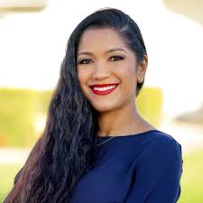 Meet Roxanne Sellers