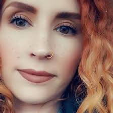 Hilary Hyde's Instagram, Twitter & Facebook