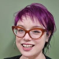 Naomi Christensen's Instagram, Twitter & Facebook