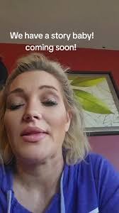 Holly Stoddard's Instagram, Twitter & Facebook