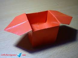 Sehingga katak tersebut bisa melompat saat kamu menekan bagian belakangnya. Cara Membuat Origami Kotak Bersayap Aneka Bentuk Origami