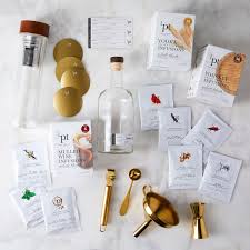 Whether he's a runner, netflix fan, or home chef — these unique gift ideas will make him happy and keep your budget in check. 40 Best Valentine S Day Gift Ideas For Him 2021 Cute Men S Valentine S Day Presents
