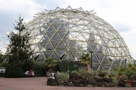 Im innern befindet sich ein kalthaus. Glaskuppel Dusseldorf Botanischer Garten Von Aussen Foto Bild Architektur Motive Bilder Auf Fotocommunity