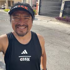 En esta 7° edición de la #G15KMTY2024, la medalla conmemorativa se ve mejor  que nunca. 🏅😎⚡️​ Coméntanos cuántas ediciones de la G15K Monterrey has  corrido, te leemos. 🏃‍♀️‍➡️🏃🏾‍➡️🏁