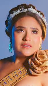 A Marisol Simón, manager y directora de Los Jinetes del Amor la conocemos  de muchos años., y sabemos su trabajo en el grupo, y después de muchas  lunas nos vemos y ahora