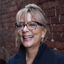 Jackie Khorassani is bringing an entrepreneurial mindset to develop an  entrepreneurial ecosystem at Marietta. Learn more:  https://entrepreneurship.babson.edu/building-an-entrepreneurial-ecosystem/