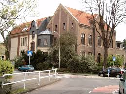 Hausbau in brühl, das heißt leben und wohnen in einer kulturträchtigen stadt mit vielen museen und schlössern. Vhs Rhein Erft Gebaude