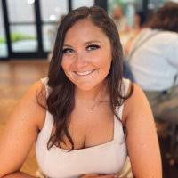 Carley Batchelor (@carley_gracee)