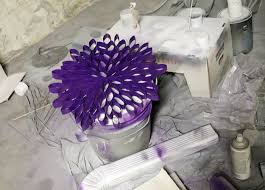 Joli papillon en rouleau de papier toilette et fil chenille. 2 Idees Recup Pour Decorer Les Murs Idee Creative