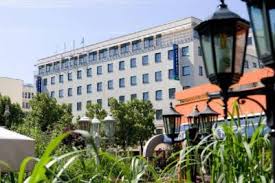 Finns det några historiska platser nära holiday inn express berlin city centre? Holiday Inn Express Berlin City Centre Berlin Stresemannstr 49 10963