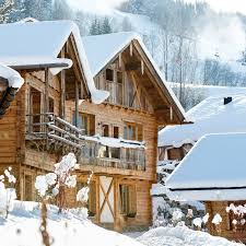 If you are travelling over christmas, you will enjoy a festive dinner and celebrations on the 24th (traditionally in finland, christmas is celebrated on christmas eve). 11 Chalets In Austria At Christmas Almdorf Bergherz