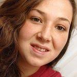 Kate Holifield's Instagram, Twitter & Facebook