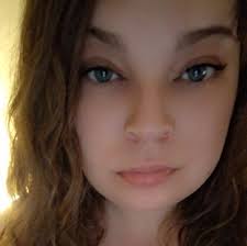 What furniture and household items are available for free or low cost in  Holly, MI?