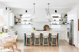 breezy beach style kitchens