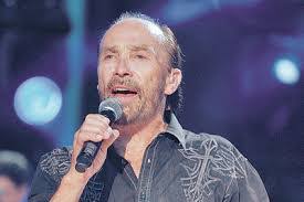 Eric Henion's Instagram, Twitter & Facebook