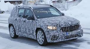 2020 Mercedes Amg Glb 35 Heres More Of The 301hp Hot Compact Suv Compact Suv Mercedes Amg Mercedes