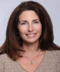 Dawn Maddox's Instagram, Twitter & Facebook