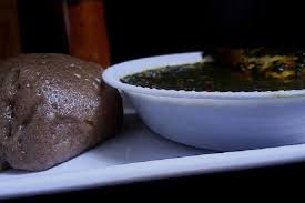 Bu pirinç unundan hazırlanan bir kalın puding ve genellikle gibi çorba farklı tipleri ile sunulmaktadır miyan kuka'nın. Yadda Ake Tuwon Amala Nigerian Food Food Desserts