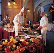 Style wise, our private chefs can serve dinner parties both banquet style and individually plated. How An Event Planner Works With A Caterer