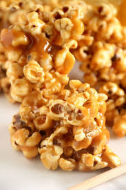 The Best Salted Caramel Popcorn Recipe Ever Idees De Collations Recettes De Collations Grignotine