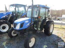 New Holland TN60DA Tractor