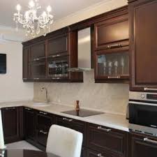 تصميم المطبخ بأثاث غامق المطبخ البني أسرار الألوان ونصائح الأناقة