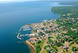 Chautauqua tent shows, orchards and a maritime museum are highlights of this harbor town. Bayfield Harbor In Bayfield Wi United States Harbor Reviews Phone Number Marinas Com