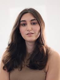 Anna Brickman's Instagram, Twitter & Facebook