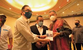 Che rosli che mat yang juga seorang pakar nuklear sekali lagi menjelaskan bahawa tahap radiasi projek kilang memproses. Pasal Audio Pasal Video Dia Pandai Anwar Sindir Azmin Utusan Digital