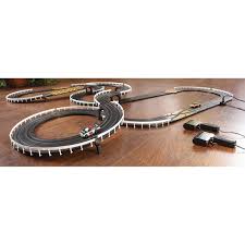 Make pit stops to change worn tires of your stock car or repair car damage and choose the wisely. Nascar Stock Car Thunder Slot Car Set 208747 Toys At Sportsman S Guide