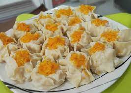 Dimsum ceker ayam sudah dapat disajikan di atas piring. Resep Dimsum Ayam Udang Enak Istimewa